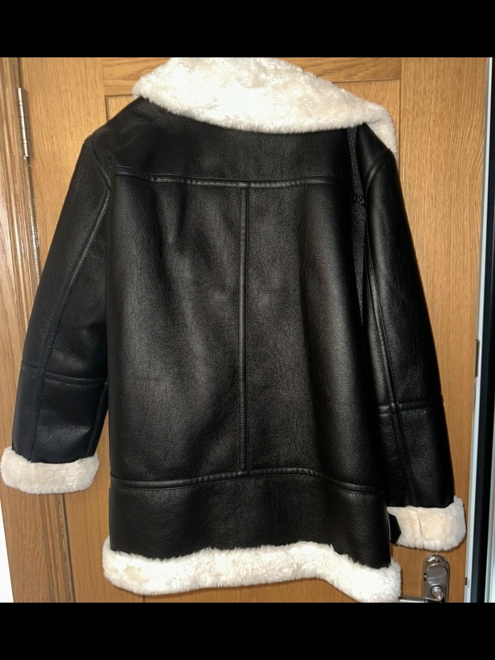 ZARA Black Jacket with Cream Faux-Shearling Trim - Picture 2 of 3